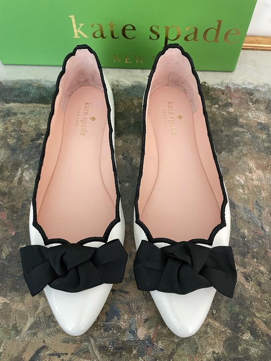 kate spade Shoes - Kate Spade NY Nanette Ballet Flats White Black Patent Leather Scalloped Bow